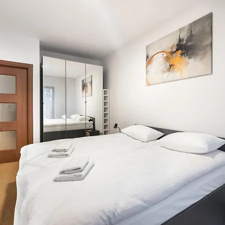 Apartamento Wilanów Sarmacka Stylish Varsóvia